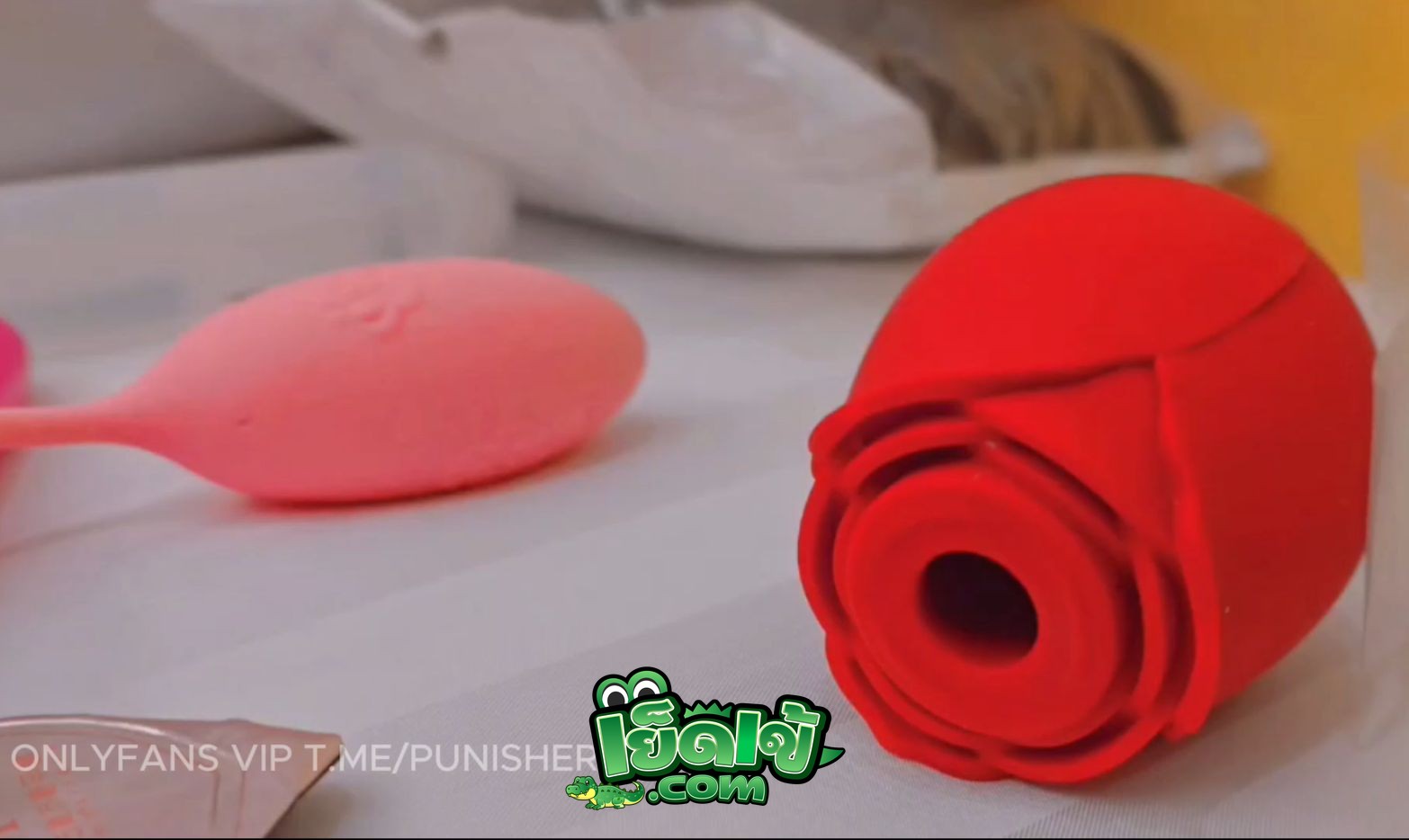 คลิปหลุด โอนลี่แฟน pittyswg เจ้พิตตี้ จับมือชวน babyjee ซ้อจีจี่ หญิง2ชายหนึ่ง เบ็ดหีร้องครางเสียวจัด จับดิลโด้เสียบรัวๆ ขยี้เม็ดน้ำแตกคามือ โคตรเด็ด